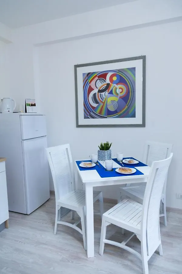 Miklod Apartments Palermo 0*,